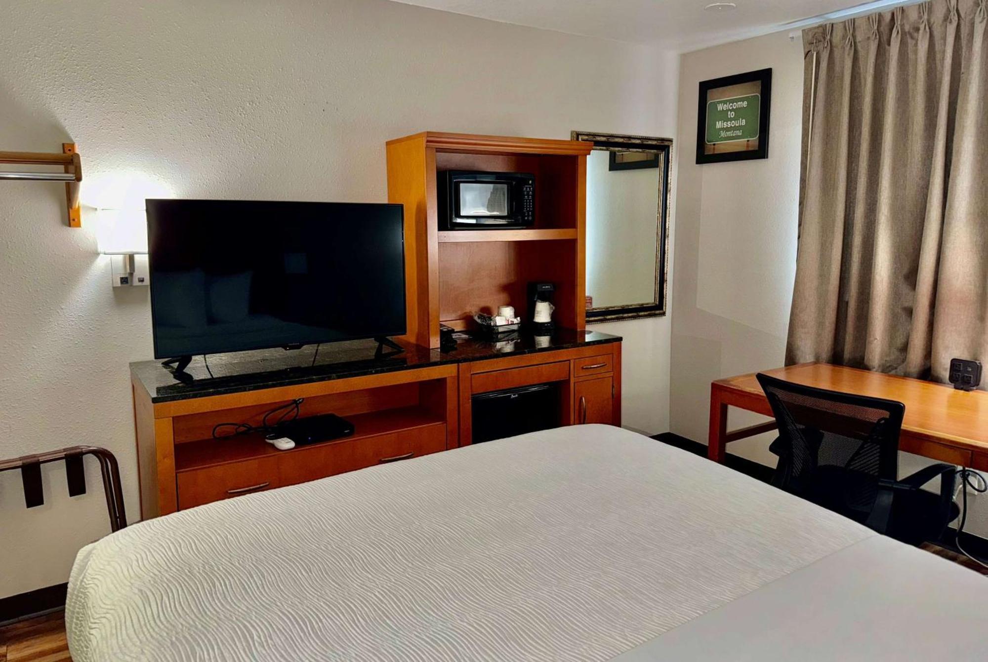Baymont By Wyndham Missoula Villa Bagian luar foto
